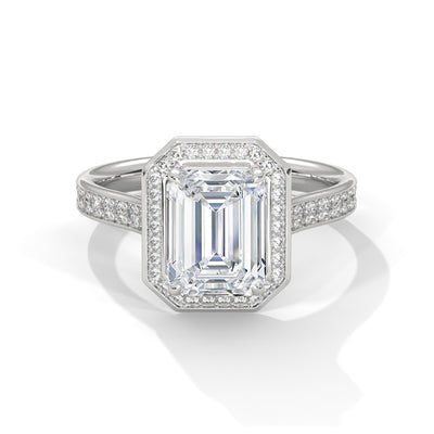 Emerald Royale Halo Ring — IGI Certified Diamond Jewellery | My Carat India