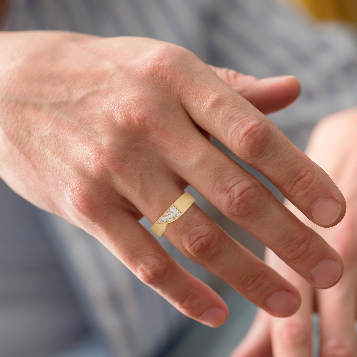 Chevron Crest Diamond Ring